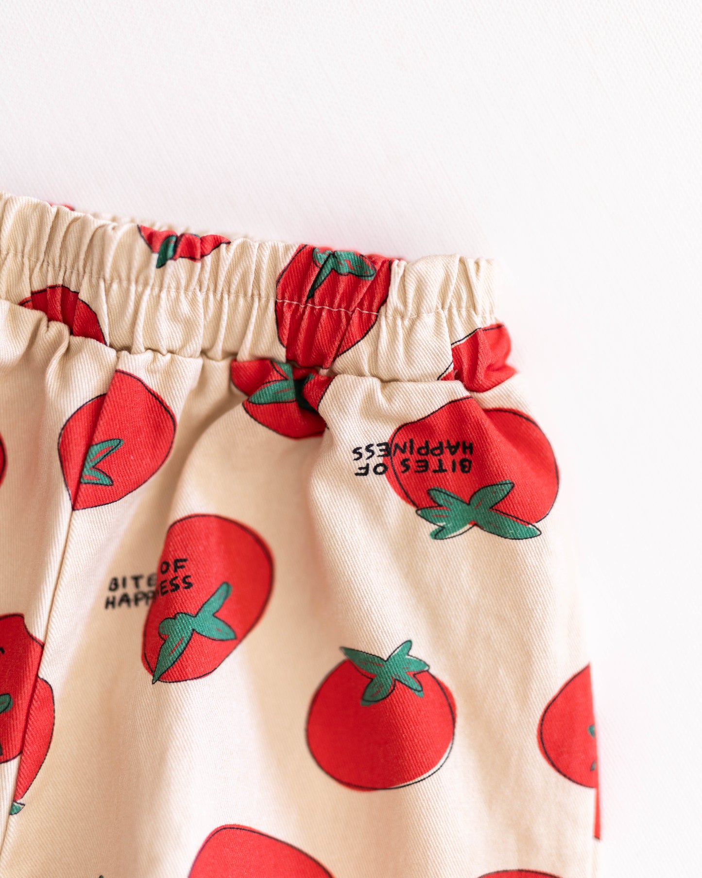 tomato pants