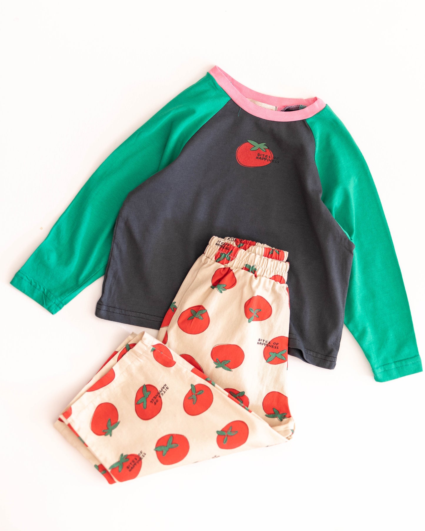 tomato pants