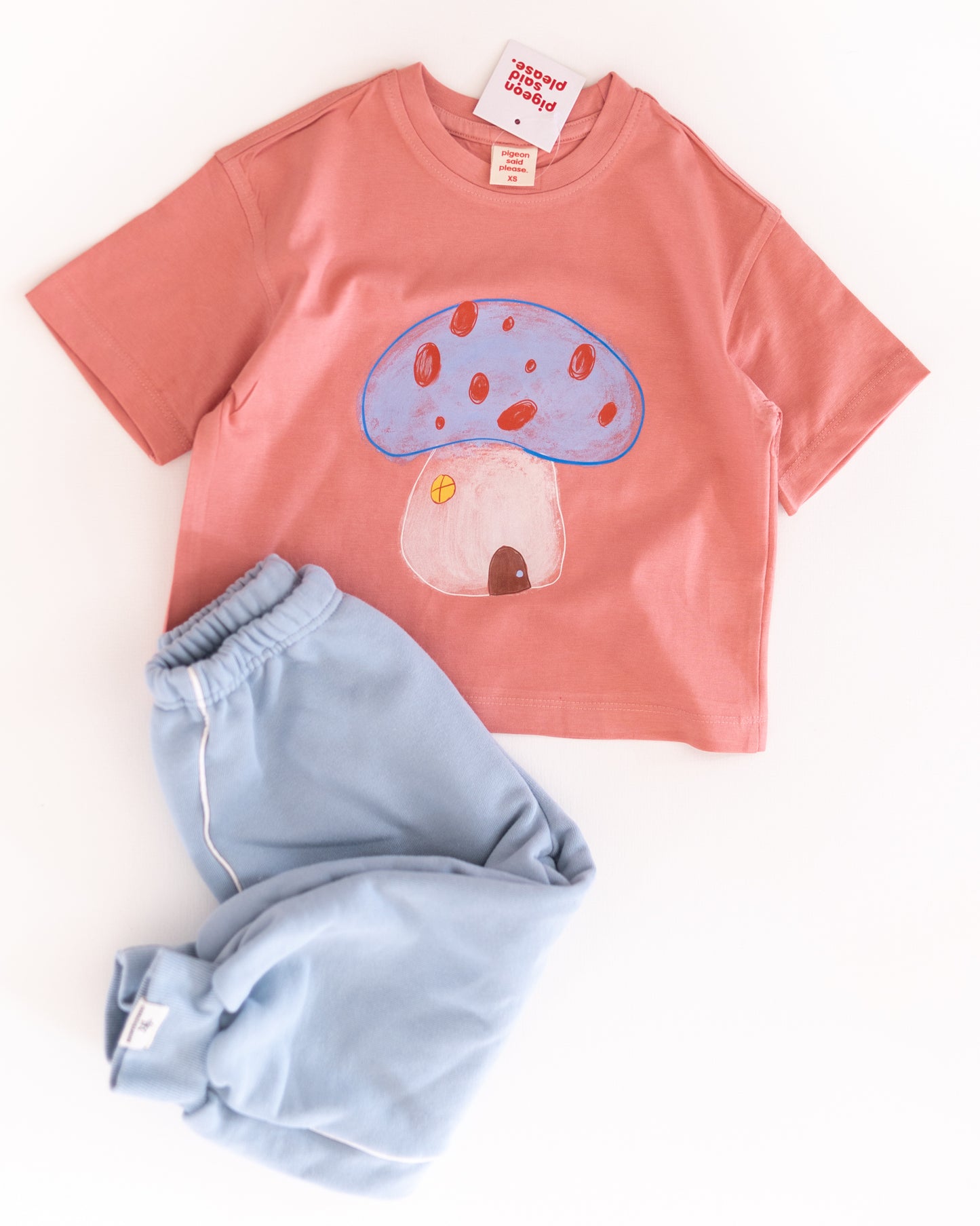 toadstool house tee