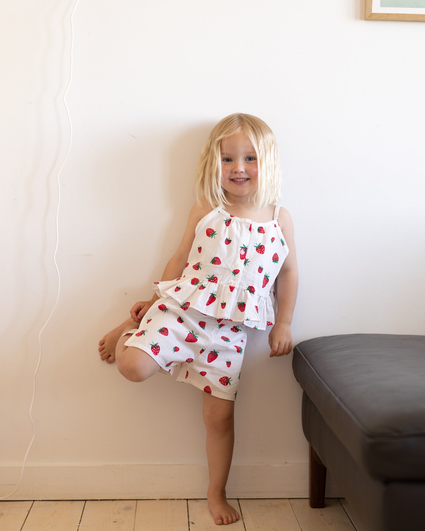 strawberry frill top