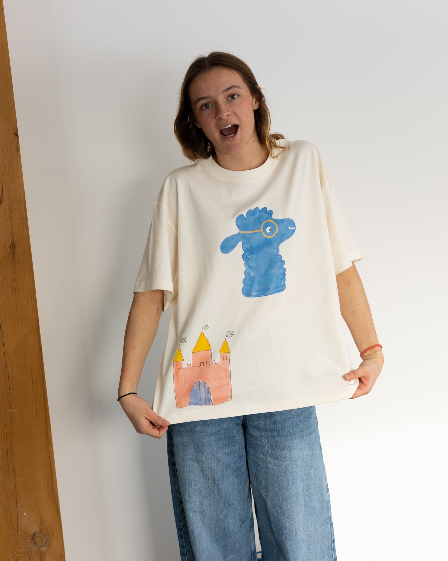 womans everything tee