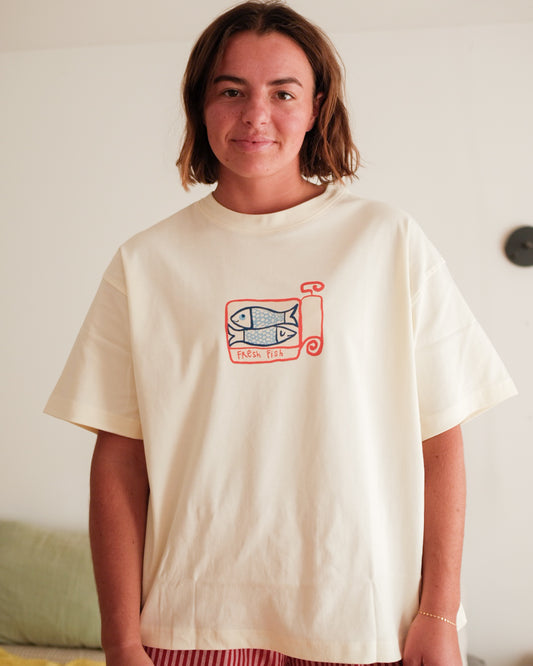 womans fresh fish graphic