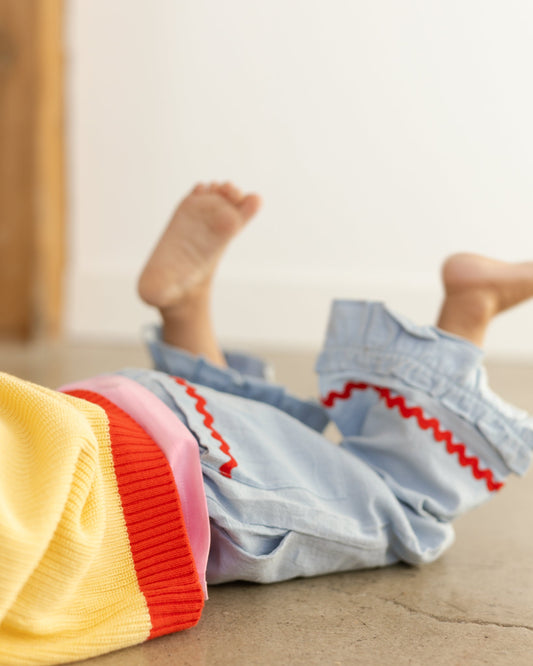 kids ruffle pants - Pigeon said please