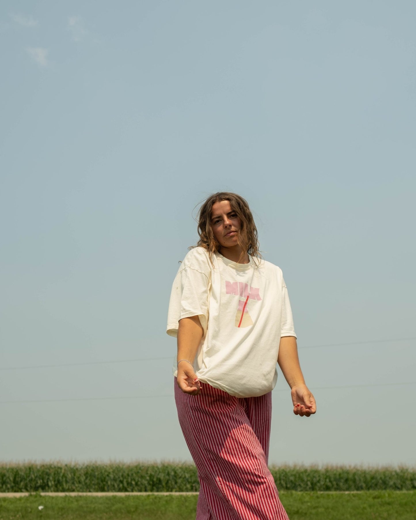 mom's pink milk tee - Pigeon said please