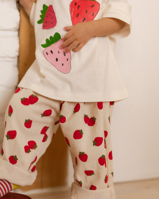 strawberries tee - Pigeon said please