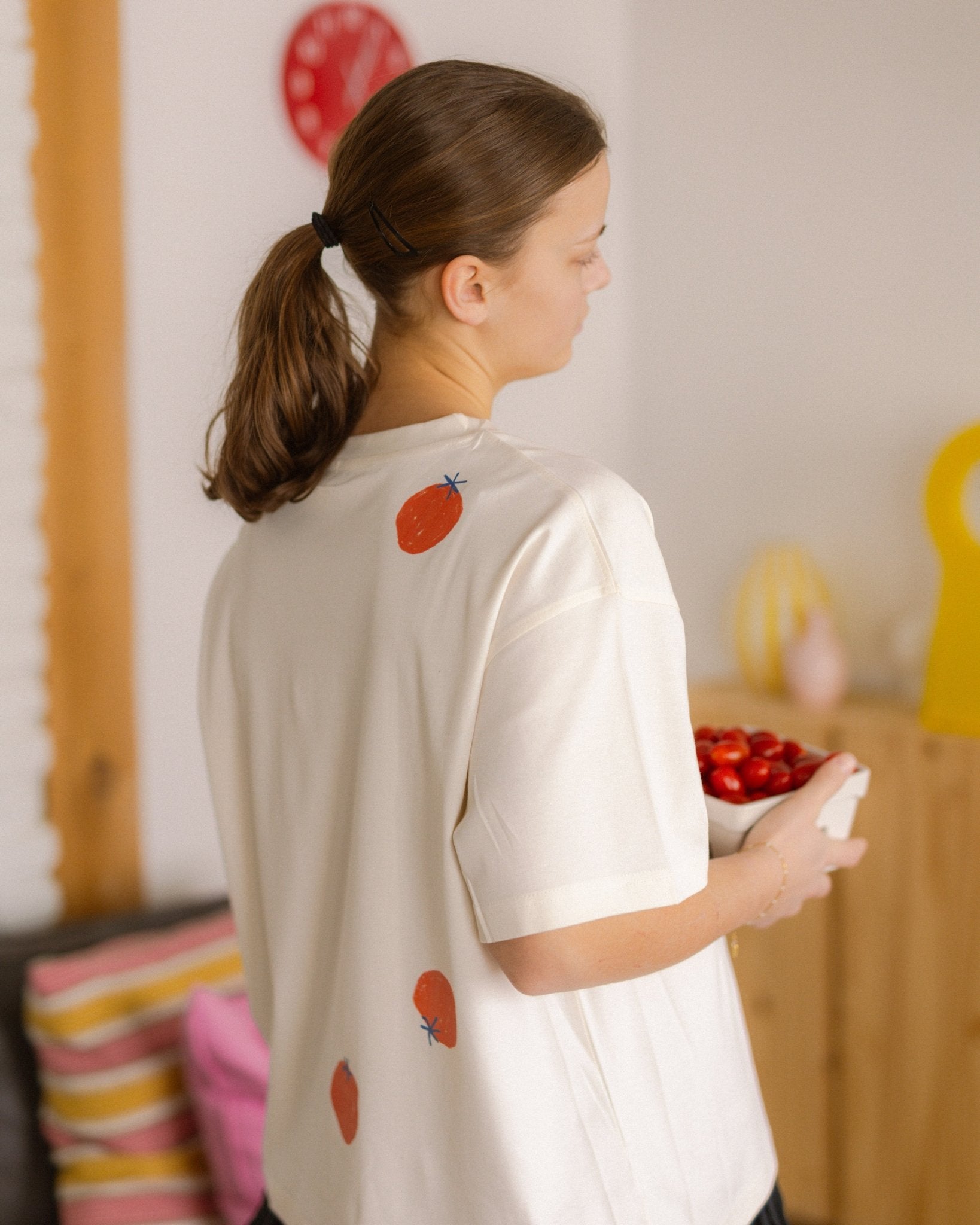 womans tomatoes tee - Pigeon said please